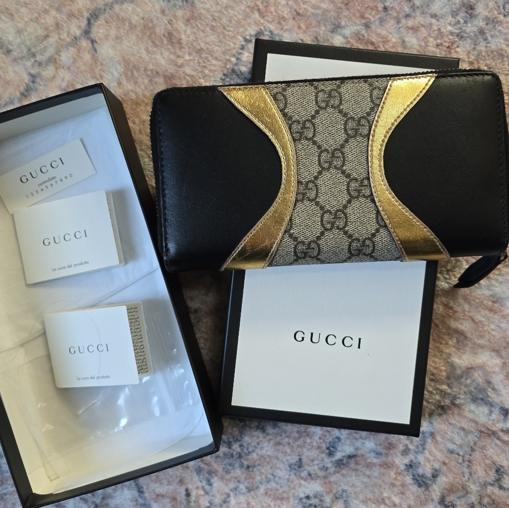 Gucci Women's Wallet